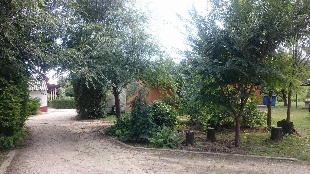 Villa Dobo Tanya Roszke Esterno foto
