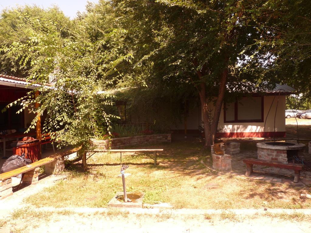 Villa Dobo Tanya Roszke Esterno foto