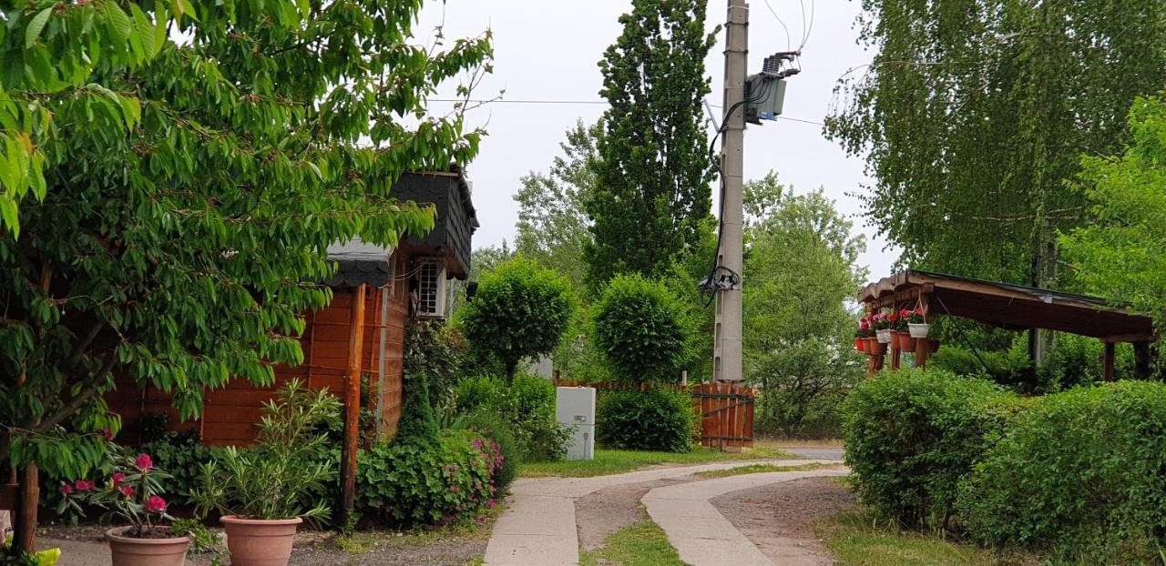 Villa Dobo Tanya Roszke Esterno foto